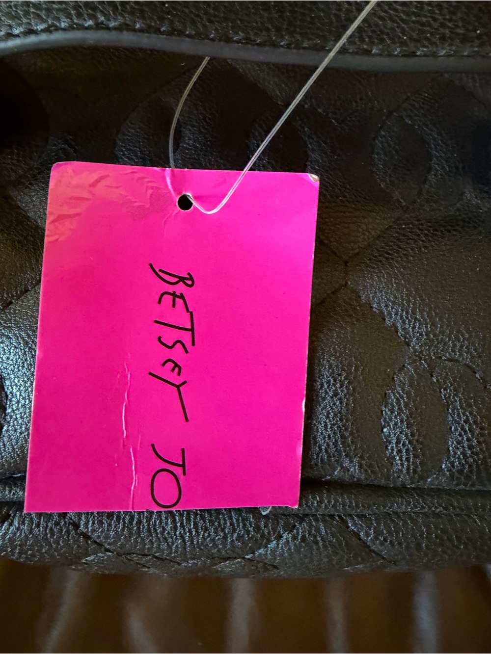 Betsey Johnson Double Bow Black Quilted Train Case w/Top Handle & Charm NWT - Picture 7 of 7
